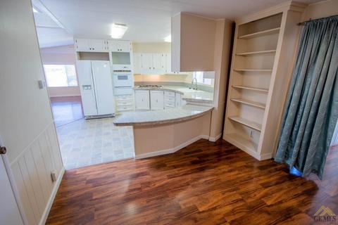 617 45th St, Bakersfield, CA 93301 photo 13