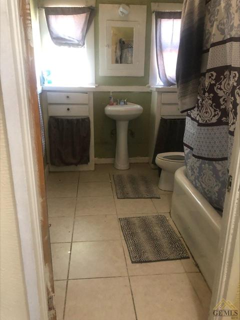 305 B St, Taft, CA 93268 photo 6