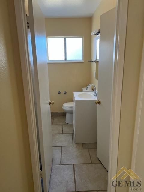 2302 Sycamore St, Wasco, CA 93280 photo 12