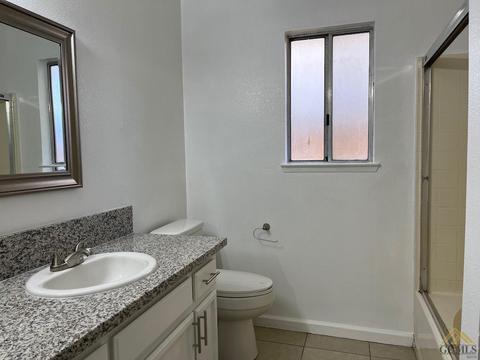 1021 Eubanks Ave, Bakersfield, CA 93307 photo 15