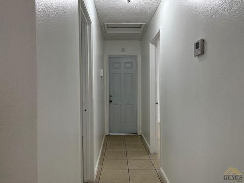 1021 Eubanks Ave, Bakersfield, CA 93307 photo 11