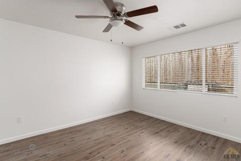 334 Parkview Cir, Taft, CA 93268 photo 16