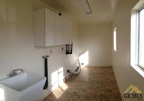 718 Madera St, Maricopa, CA 93252 photo 9
