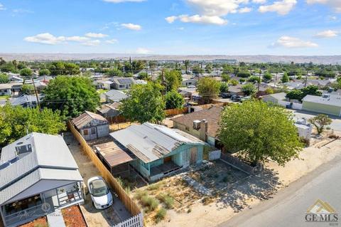 310 F St, Taft, CA 93268 photo 2