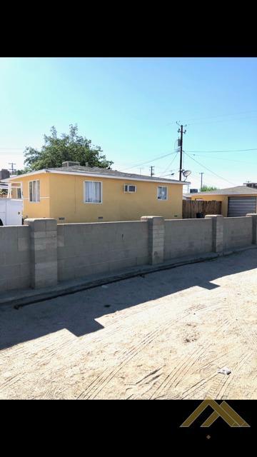 100 E St, Taft, CA 93268 photo 4