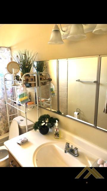 100 E St, Taft, CA 93268 photo 13