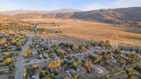 28020 Black Gold Way, Tehachapi, CA 93561 photo 52