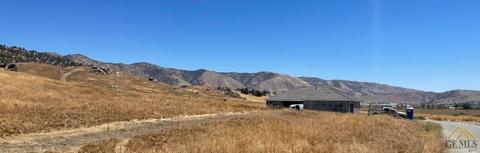 21101 Castle Gate Dr, Tehachapi, CA 93561 photo 4