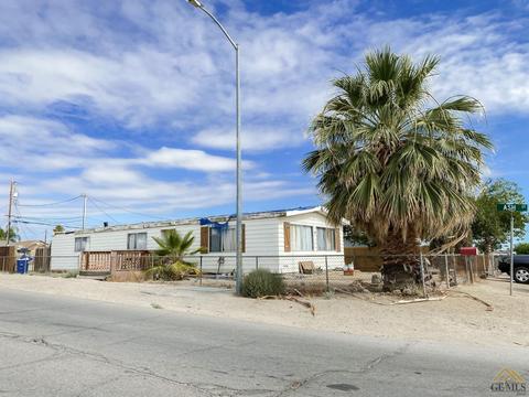 101 Fillmore St, Taft, CA 93268 photo 2