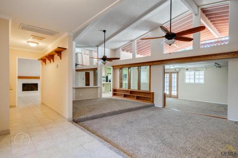 649 Peg St, Ridgecrest, CA 93555 photo 5