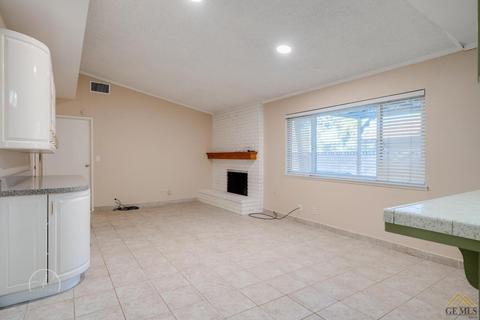 649 Peg St, Ridgecrest, CA 93555 photo 15