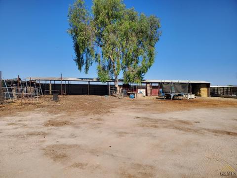 28124 Pond Rd, Wasco, CA 93280 photo 3