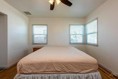 128 Lexington Ave, Taft, CA 93268 photo 16