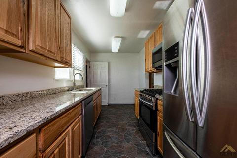 128 Lexington Ave, Taft, CA 93268 photo 9