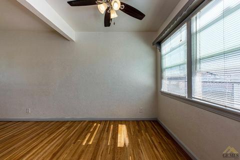 128 Lexington Ave, Taft, CA 93268 photo 8