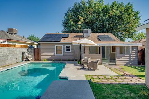 207 E Lucard St, Taft, CA 93268 photo 33