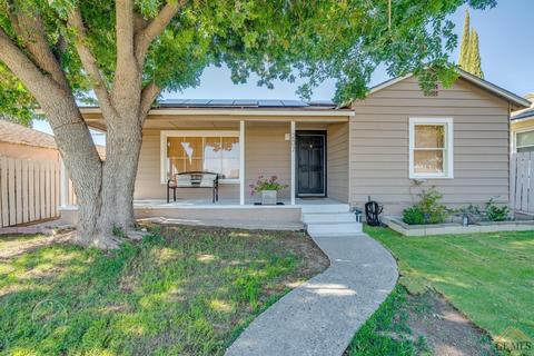 207 E Lucard St, Taft, CA 93268 photo 1