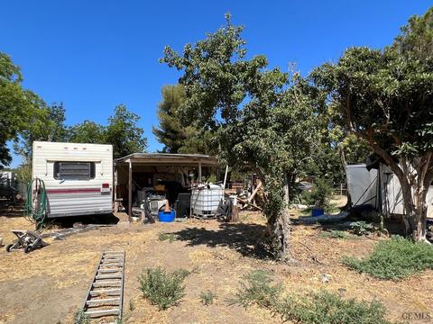 6274 Poplar St, Weldon, CA 93283 photo 9
