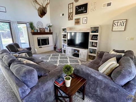 325 Pine Dr, Taft, CA 93268 photo 8