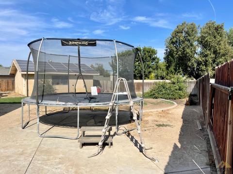 325 Pine Dr, Taft, CA 93268 photo 38