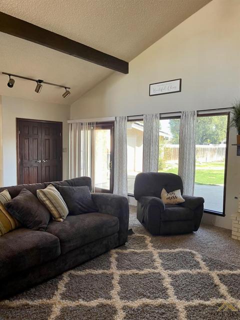 325 Pine Dr, Taft, CA 93268 photo 10