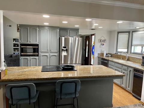 325 Pine Dr, Taft, CA 93268 photo 23