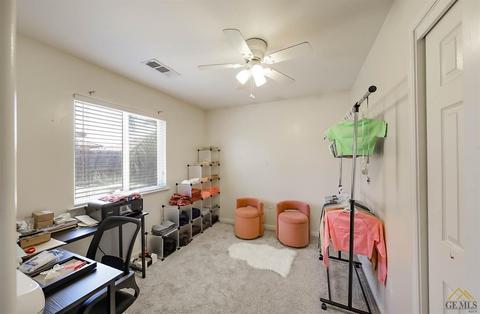 492 Ryan Dr, Shafter, CA 93263 photo 9