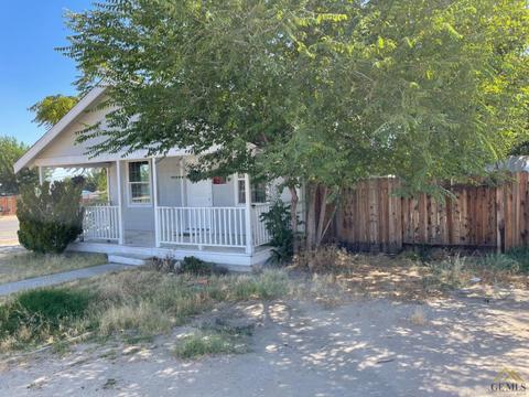 416 Pierce St, Taft, CA 93268 photo 3