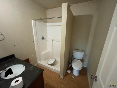 416 Pierce St, Taft, CA 93268 photo 8