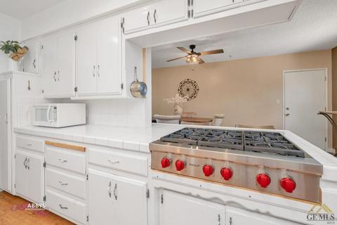 2807 Harmony Dr, Bakersfield, CA 93306 photo 9