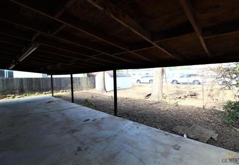 10304 Stobaugh St, Lamont, CA 93241 photo 17