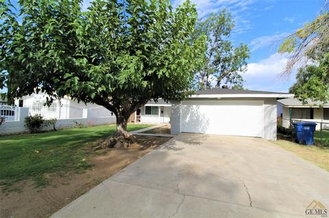 10304 Stobaugh St, Lamont, CA 93241 photo 3