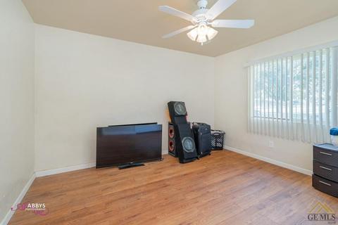 2300 Echo Ave, Bakersfield, CA 93304 photo 14