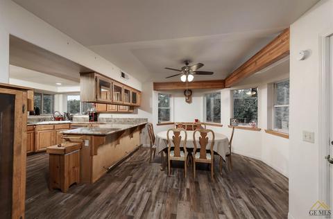 21801 Old Town Rd, Tehachapi, CA 93561 photo 10