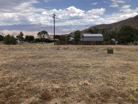 6221 Deer Dr, Mountain Mesa, CA 93240 photo 2