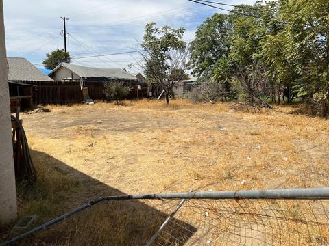 604 Curtis Dr, Bakersfield, CA 93307 photo 8