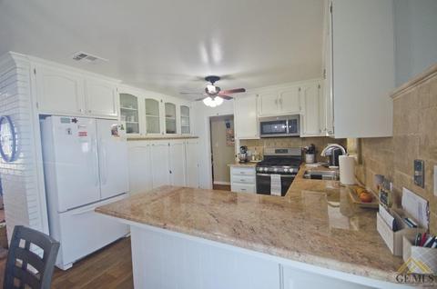 2215 Sunset St, Wasco, CA 93280 photo 5