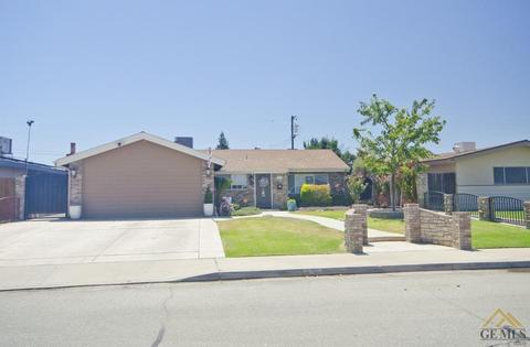 2215 Sunset St, Wasco, CA 93280 photo 2