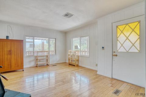 12 North Dr, Bodfish, CA 93205 photo 4
