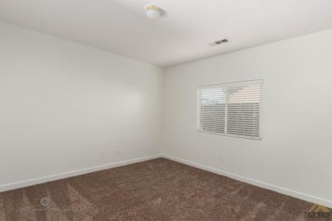 415 Grace Ct, Shafter, CA 93263 photo 15