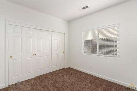 415 Grace Ct, Shafter, CA 93263 photo 13
