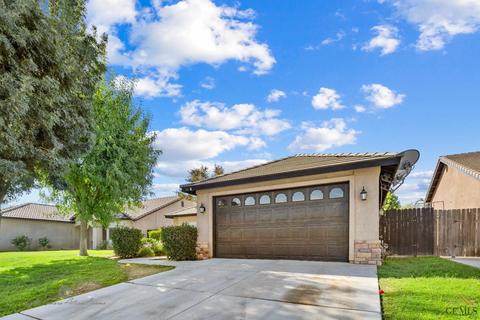 415 Grace Ct, Shafter, CA 93263 photo 4