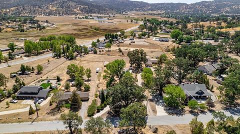 24261 Willow Pass Dr, Tehachapi, CA 93561 photo 33