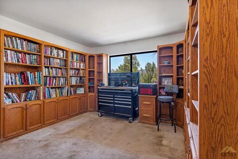 24261 Willow Pass Dr, Tehachapi, CA 93561 photo 18
