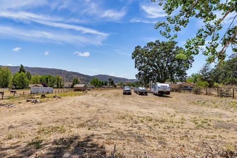 24261 Willow Pass Dr, Tehachapi, CA 93561 photo 29