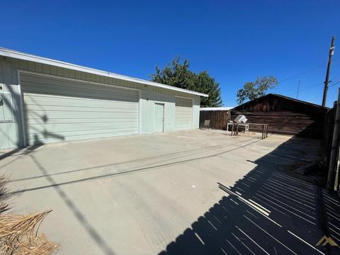 302 Polk St, Taft, CA 93268 photo 23