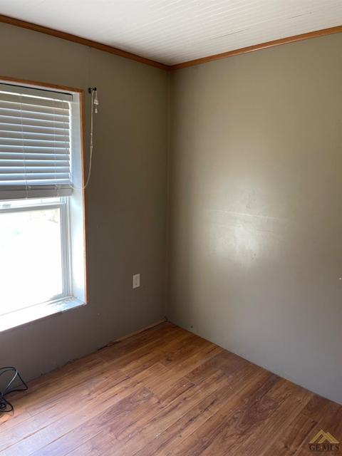 302 Polk St, Taft, CA 93268 photo 12