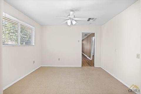 218 Buchanan St, Taft, CA 93268 photo 9