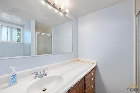 218 Buchanan St, Taft, CA 93268 photo 15