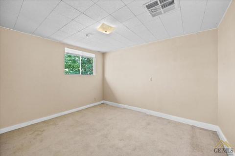 218 Buchanan St, Taft, CA 93268 photo 18